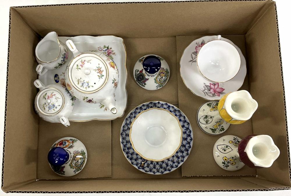 Assorted Porcelain Decor, Aynsley, Royal Vale