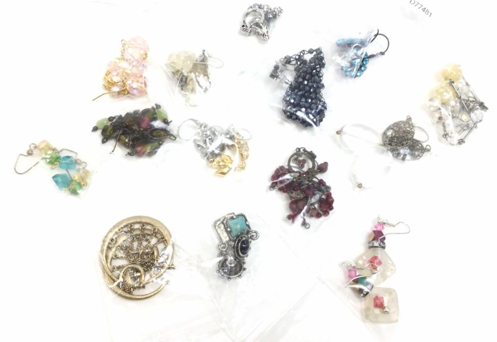 Assorted Ladies Fashion Bead & Stone Jewelry Sets