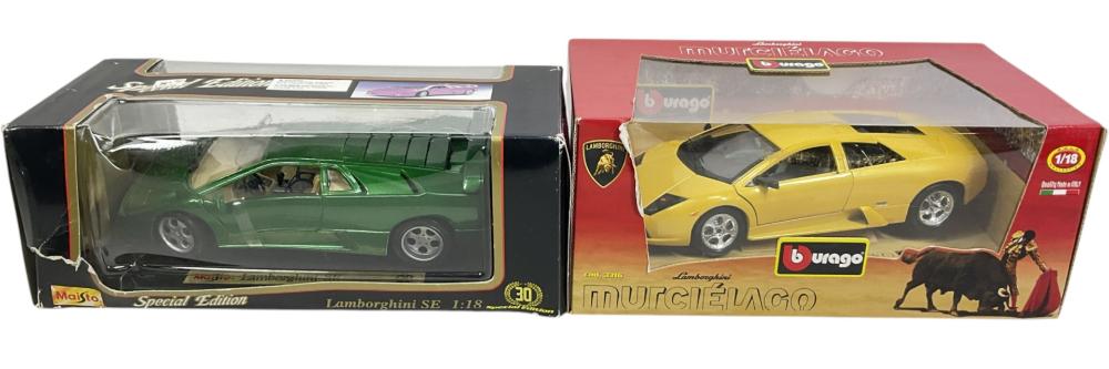(2) Maisto & Durago 1:18 Sc... image