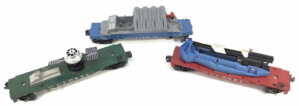 (3pc) Lionel Missile Firing Car, Satellite