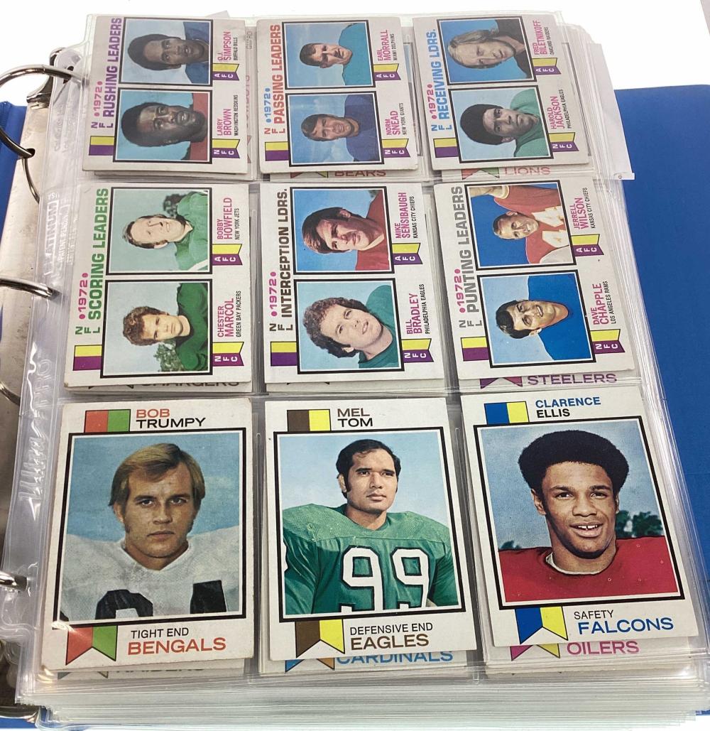 1973 Topps NFL Trading Cards In Collector Binder