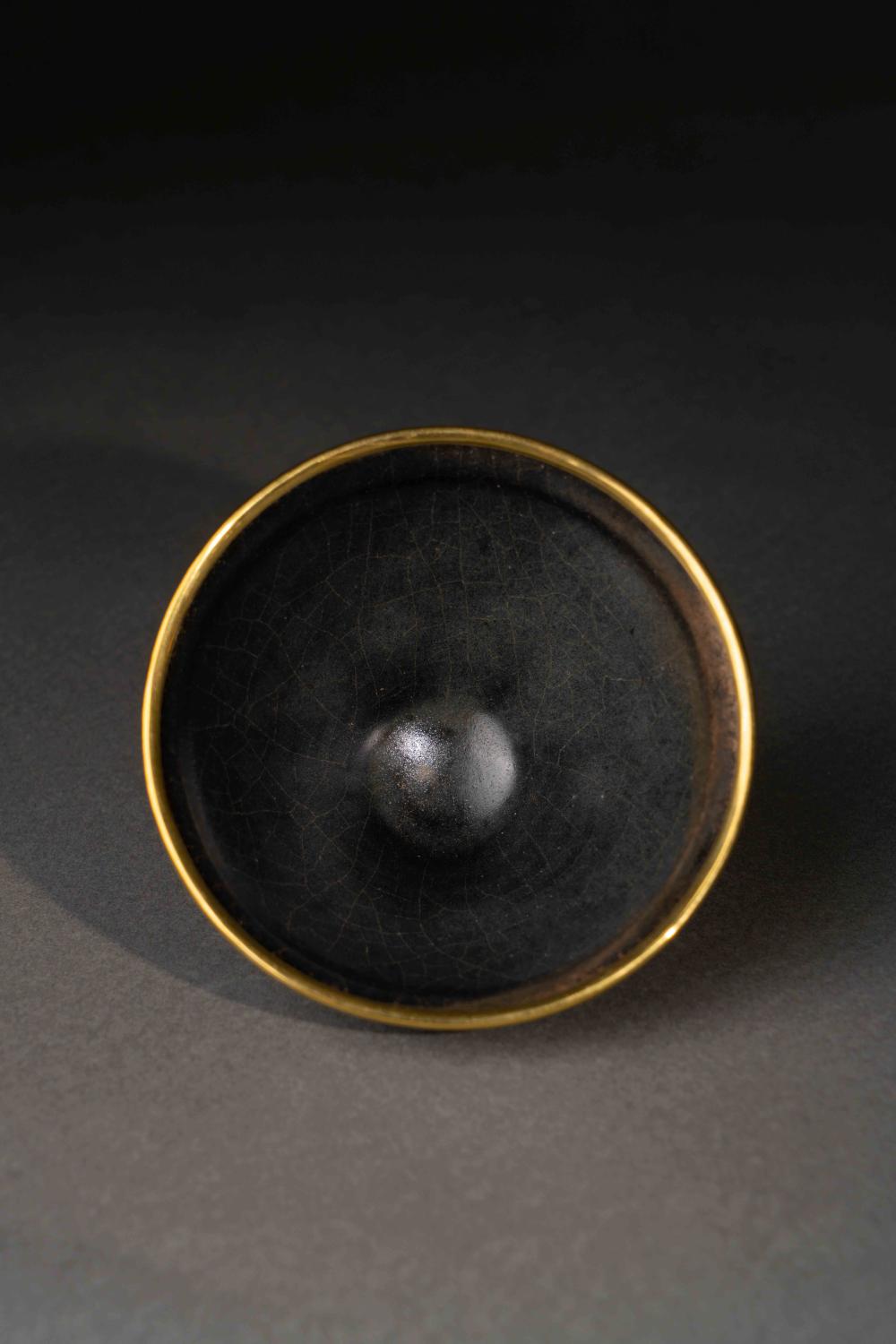 A 'JIAN' BLACK-GLAZED BOWL 宋. 建窯黑釉包邊束口盞