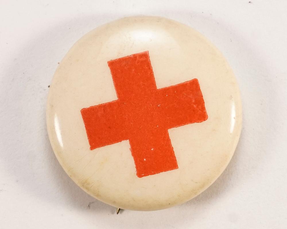 Vintage 1930s 40s ww2 Red Cross Medic Pinback Button