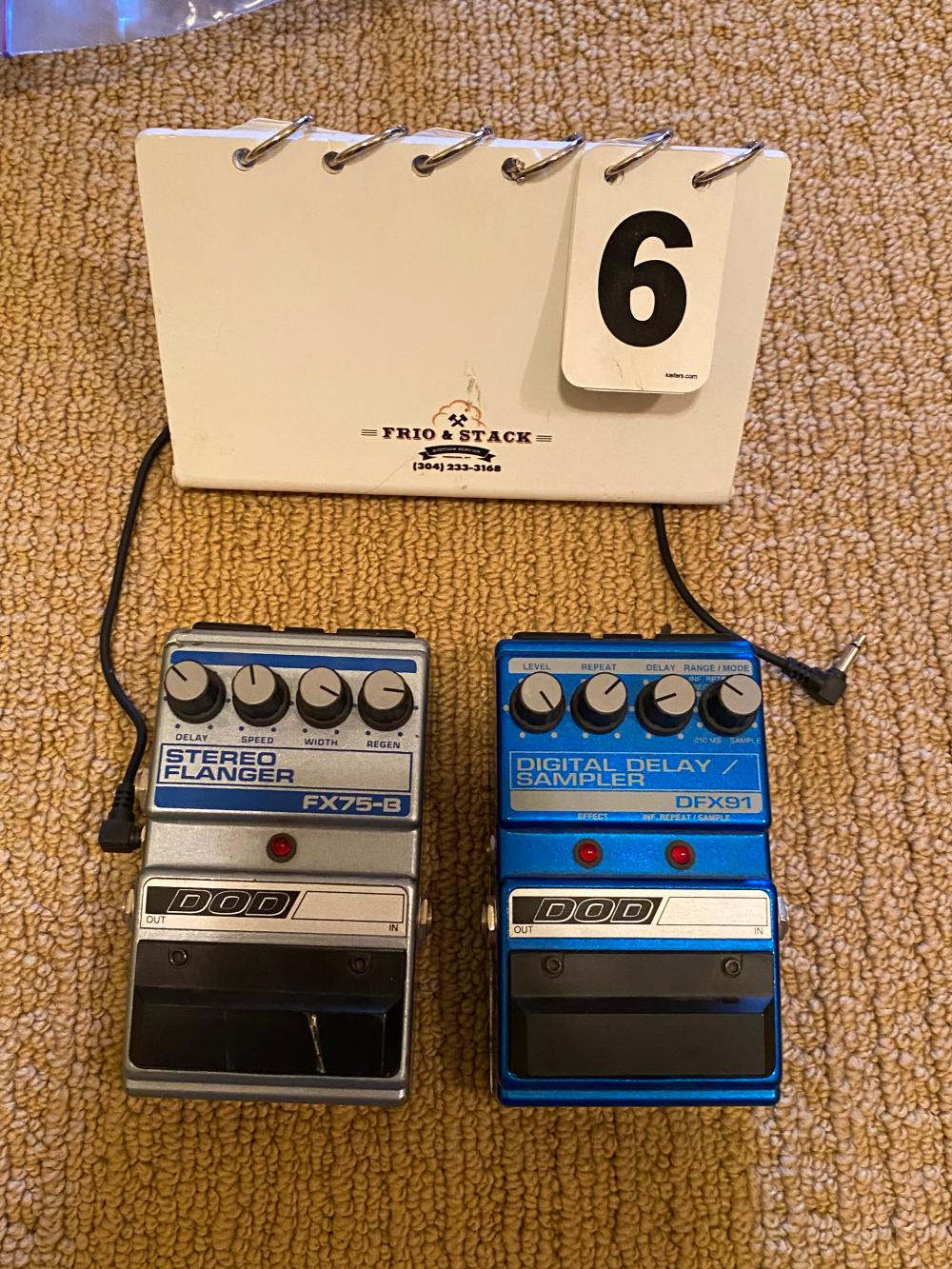 Digital Guitar Foot Pedal L... image