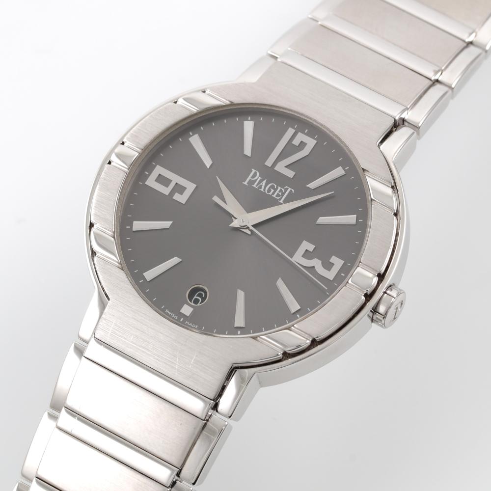 PIAGET Polo Automatique, Ref. 27700, case no. 879281, sold in 2001.