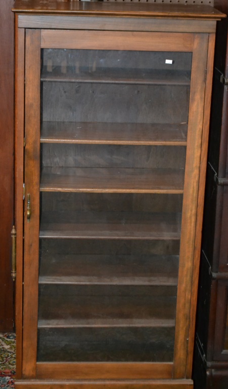 Contemporary Display Cabinet image