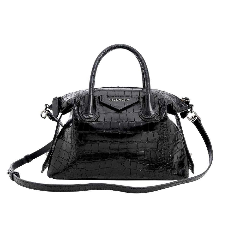 GIVENCHY, ANTIGONA HANDBAG, CIRCA 2023