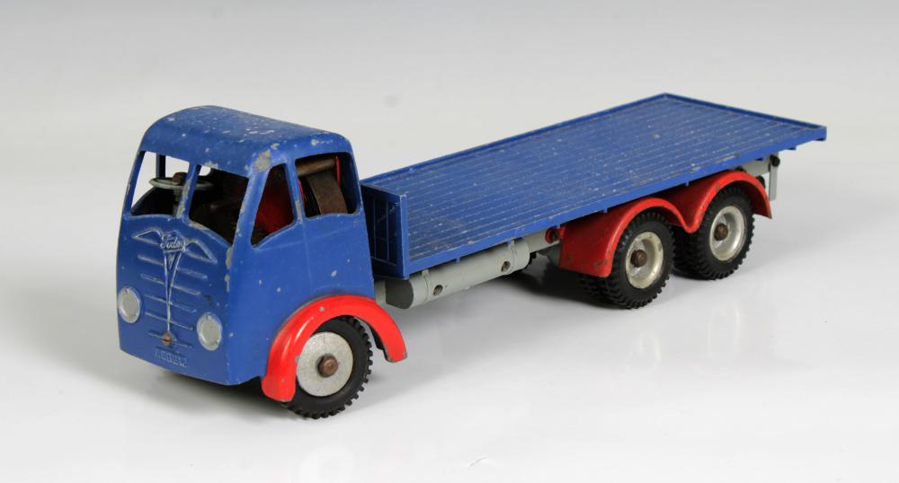 A good playworn Shackleton Model Foden FG Flat Truck