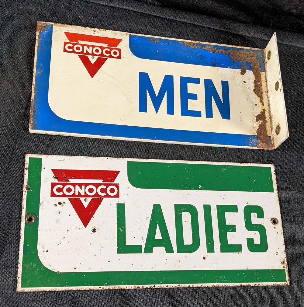CONOCO MEN & LADIES REST RO... image