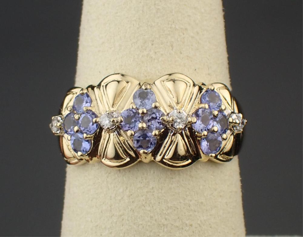 TANZANITE, DIAMOND & 14K YELLOW GOLD RING