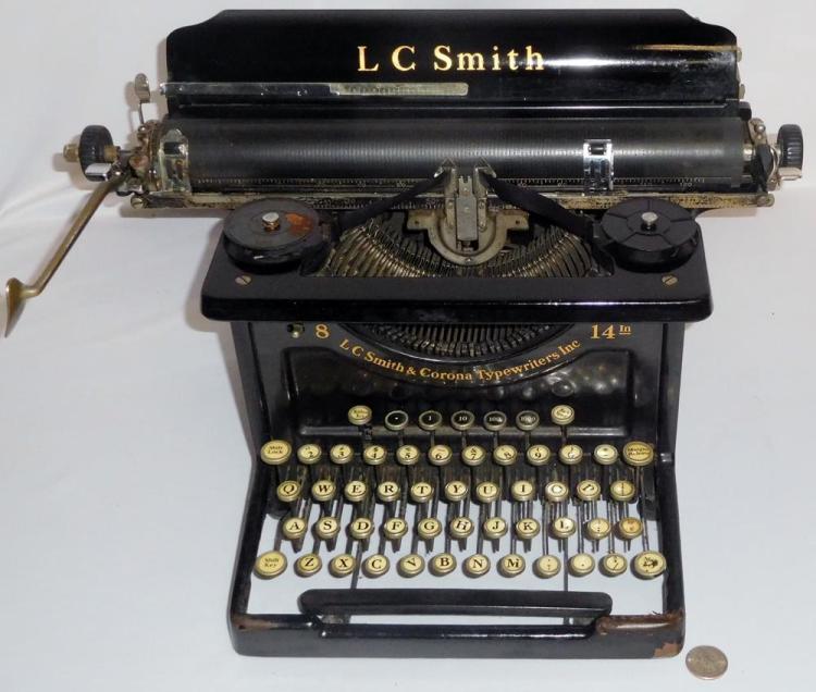Vintage LC SMITH & CORONA T... image
