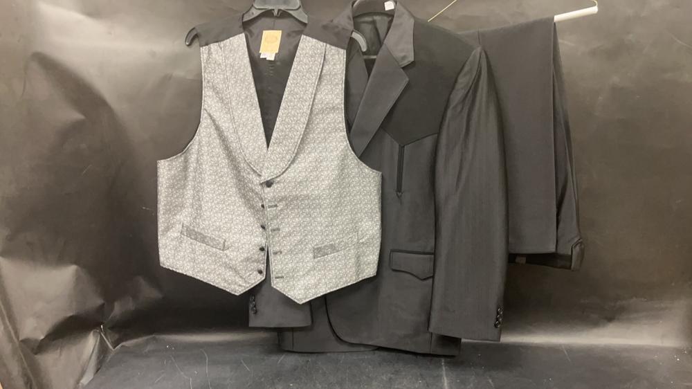 WAH Maker Frontier Clothing 3pc Mens Suit
