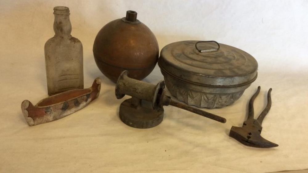 Antique Metal Jellow Mold, Apothecary Bottle,