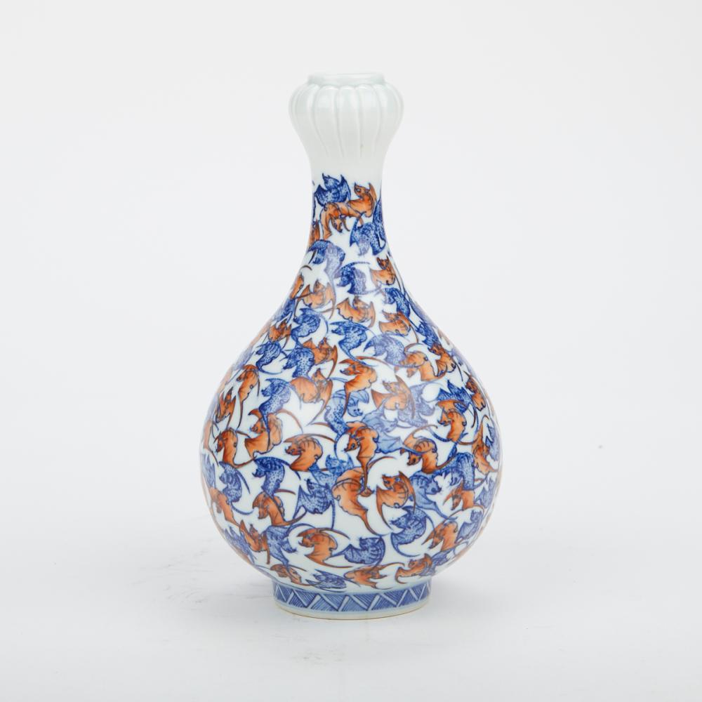 Chinese Hundred Bats Porcelain 8 3/8" Vase