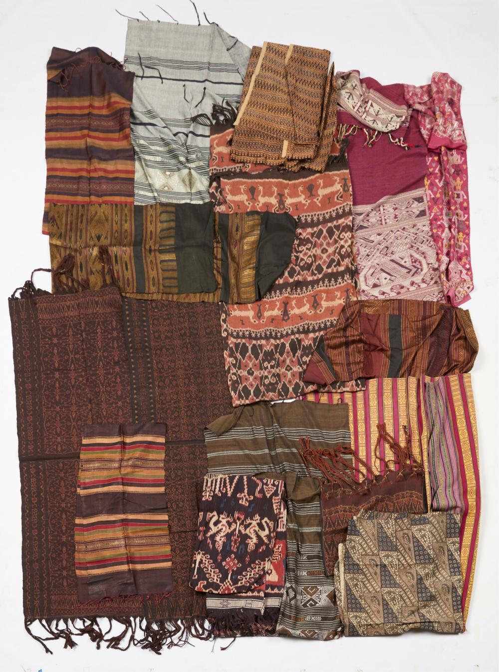 Lrg Grp SE Asian & Indonesian Sumba Textiles