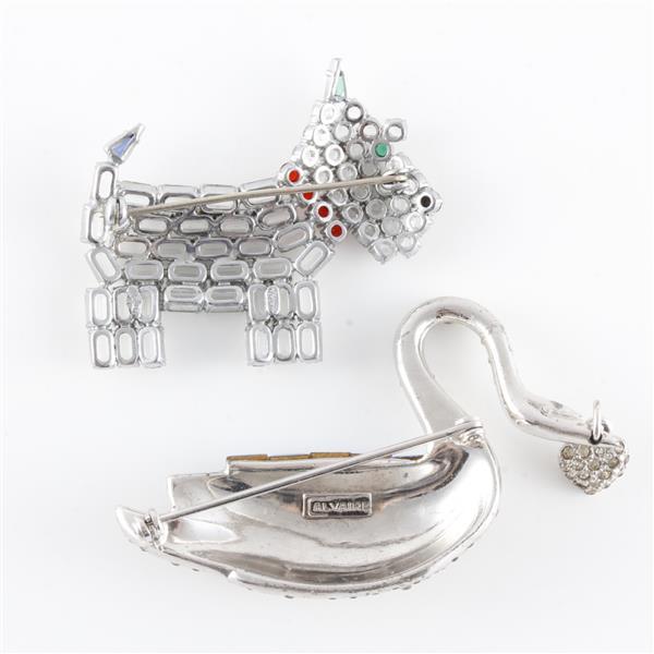 Lot - Signed Tomeco Slovaquie clear baguette Scottie pin Lot - Signed Tomeco Slovaquie clear baguette Scottie pin