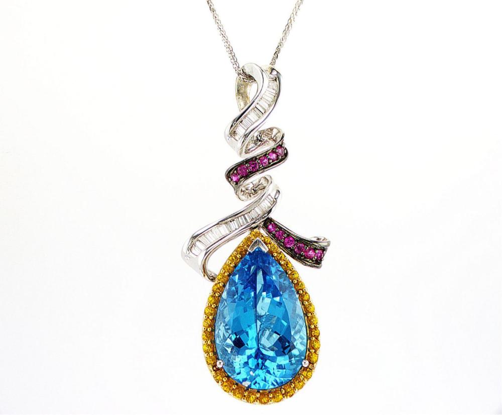 18kt White Gold 0.58ctw Diamond Pendant