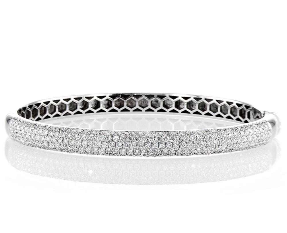 18kt Rose Gold 2.3ctw Diamond Bangle