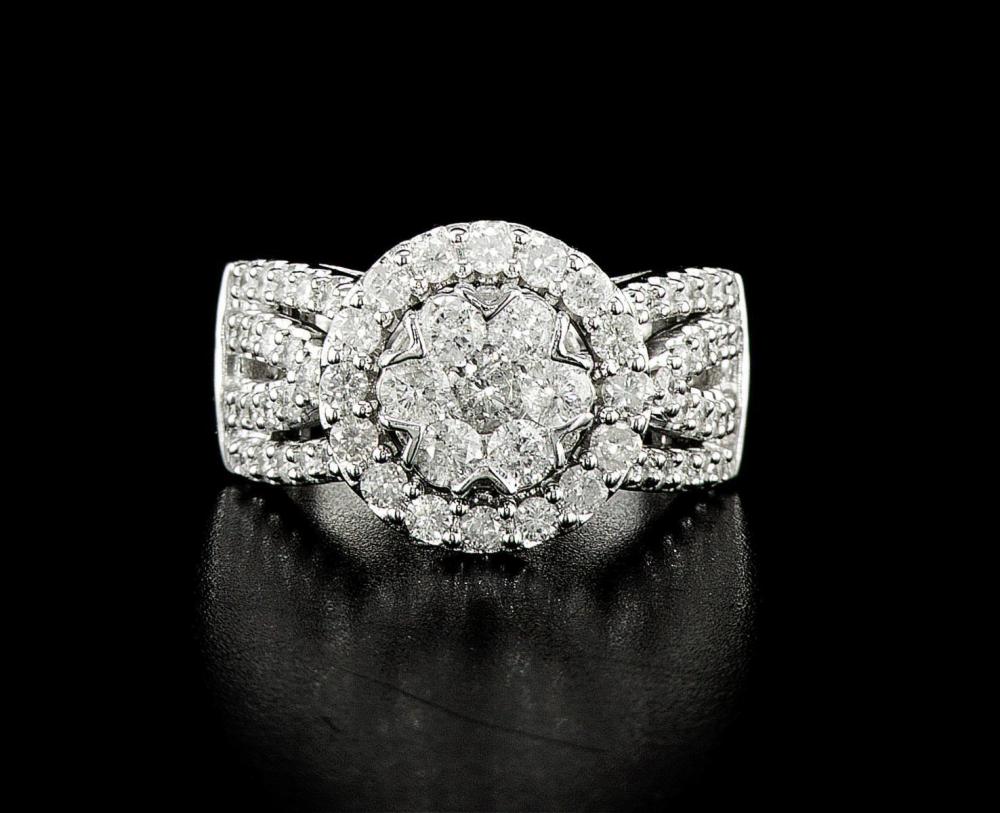 10kt White Gold 1.98ctw Diamond Ring