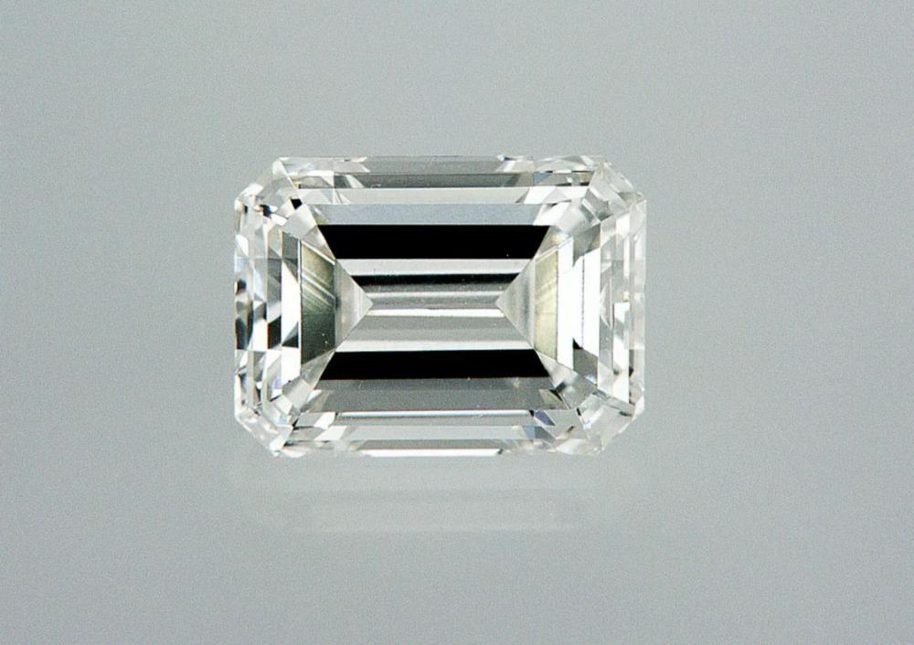 Lab Grown 7.02 ct, Color F/VS1 IGI Graded Diamond
