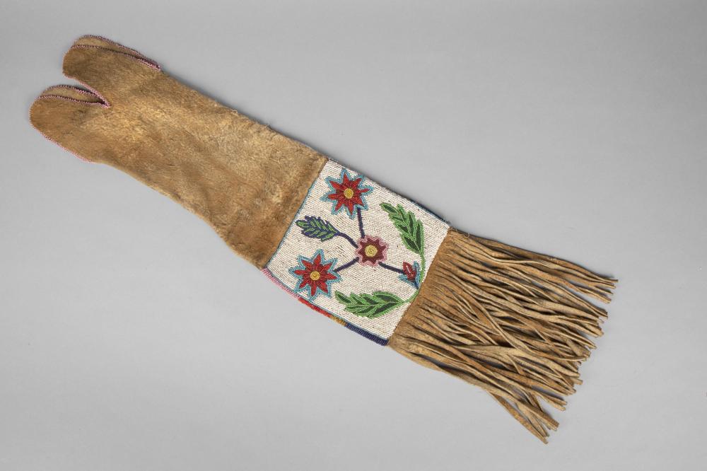 Plateau, Beaded Hide Pipe Bag, ca. 1890