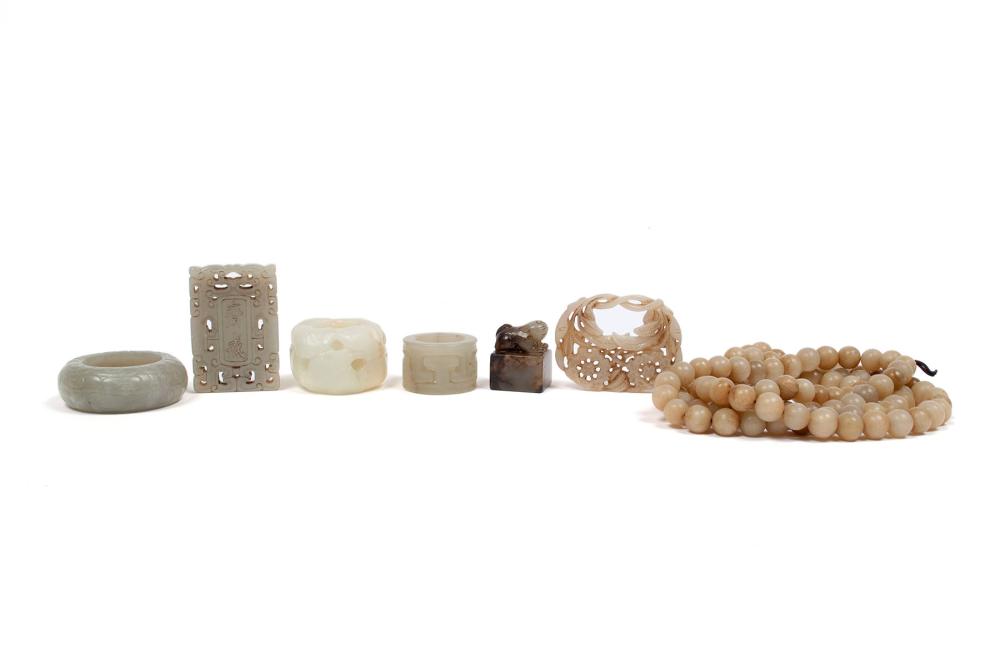 SERPENTINE JADE AND SHOUSHAN JEWELRY