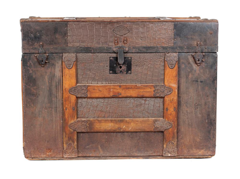 FJ PALICA STEAMER TRUNK