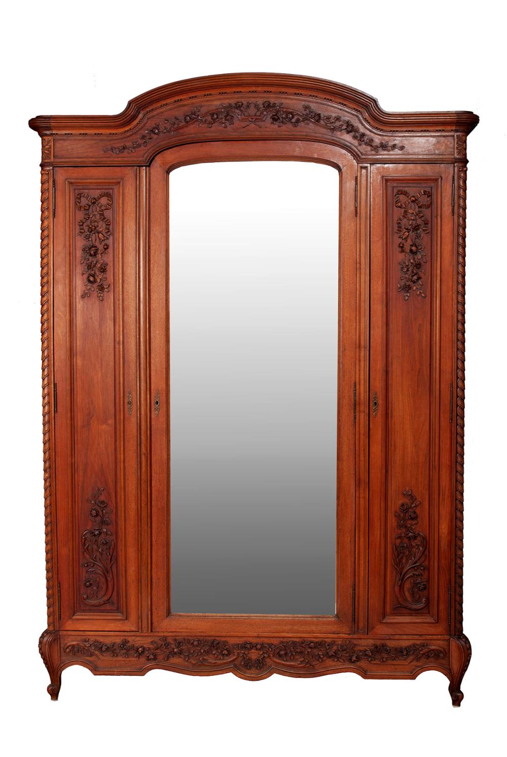 ARMOIRE