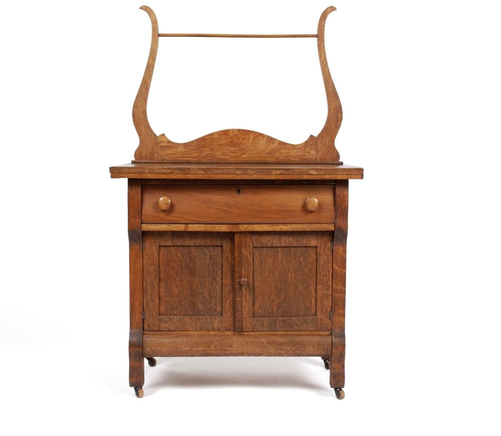 ANTIQUE AMERICAN OAK WASHSTAND