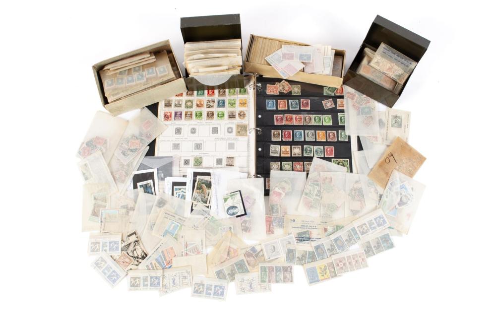 LARGE COLLECTION OF WORLD POSTAGE STAMPS