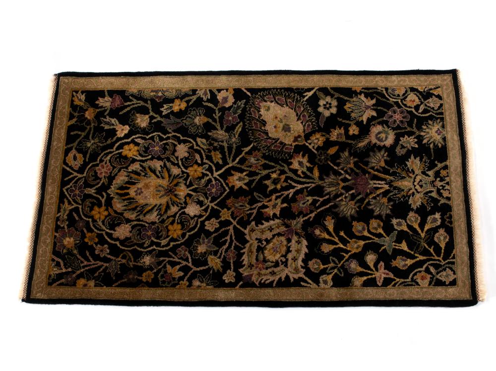 PAK AREA RUG image