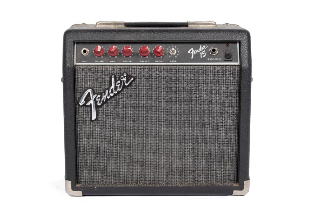 FENDER 15 AMP