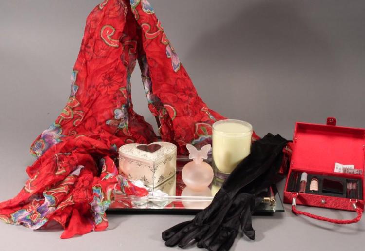 Ladies Accesories image