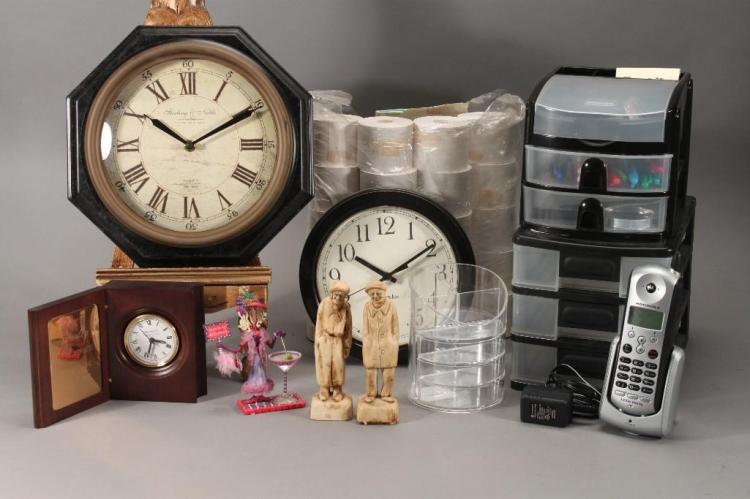 Office Supplies and Decor image