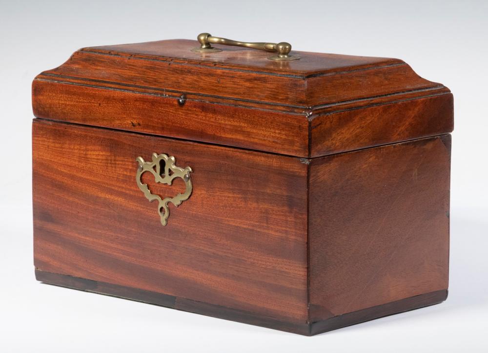 ENGLISH MAHOGANY TEA CADDY
