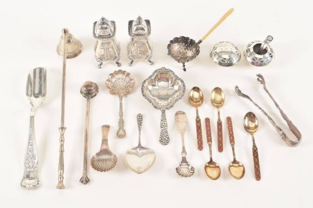 Lot of sterling silver items. To include: 1) Tim K. Whitman Navajo sterling silver decorated salt cellar and pepper shaker. 2) Heavy Gorham sterling silver marrow scoop. 7.5in length. 3) Assorted small serving pieces ...