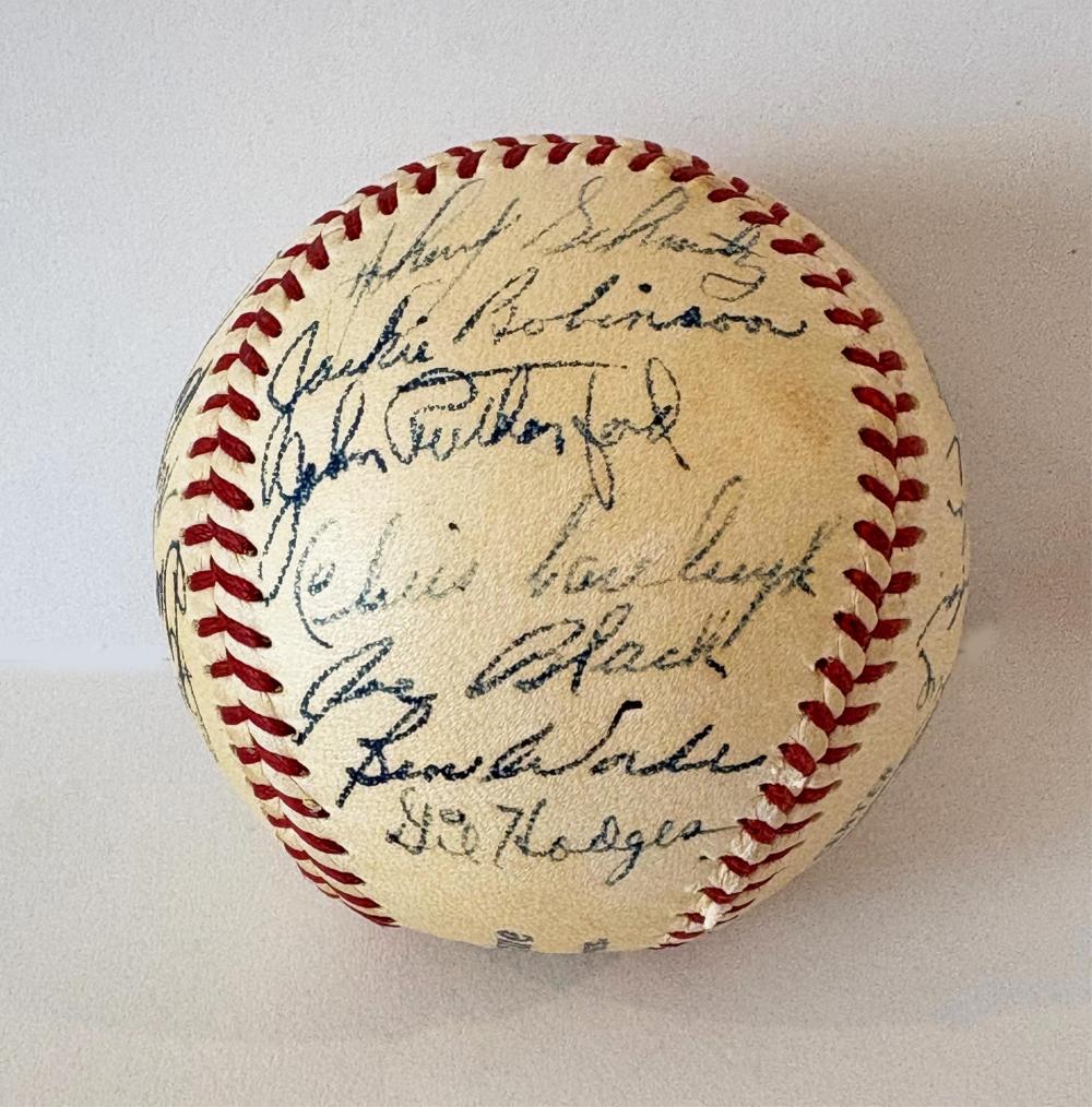Nice Jackie Robinson & 1952 Brooklyn Dodgers Team Signed Baseball ft. Campanella, Hodges, and More! PSA Certified, Ex-Forbes