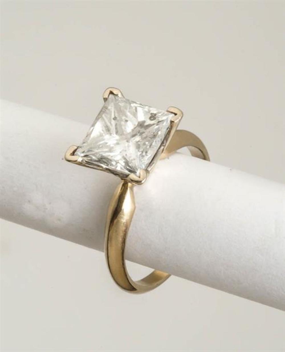 14-Karat Yellow-Gold Solitaire Diamond Ring