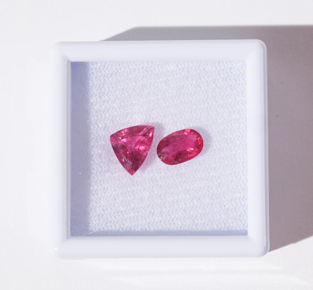 Two Unmounted Pink Tourmalines, approx 3.56 TCW