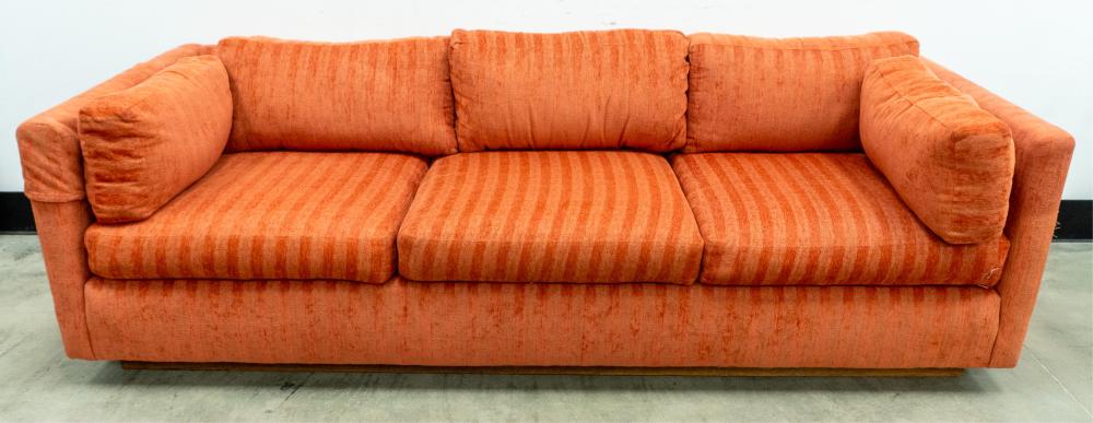 Dunbar Tuxedo Sofa, 25 1/2 x 87 x 36 in. (64.8 x 221 x 91.4 cm.), Seat H: 16 1/2 in. (41.9 cm.)