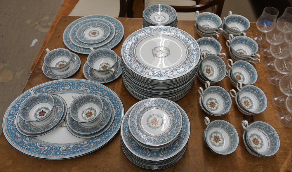 Wedgwood 'Florentine-Blue' ~90-Piece Table Service